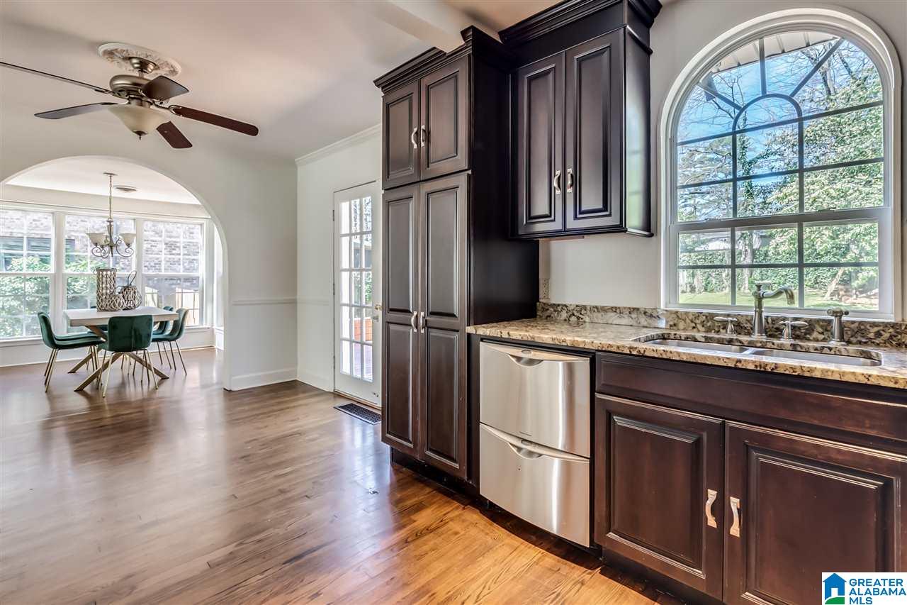 2036 Hickory Road Vestavia Hills, AL 35216 - Photo 14 of 28