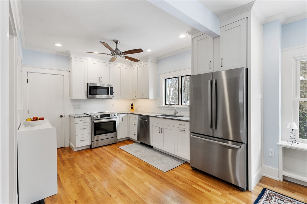 67 Lowell Street Lexington, MA 02420 - Photo 3 of 41