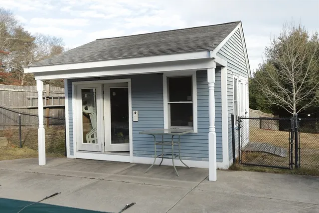 $699,900 | 167 Grove Street, Kingston, MA 02364