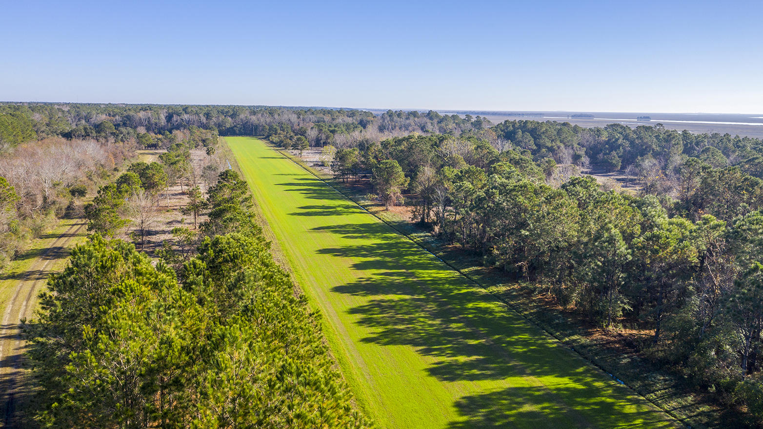 1007 Morants Point Road McClellanville, SC 29458 - Photo 5 of 26 LHF 2SC7 airstrip