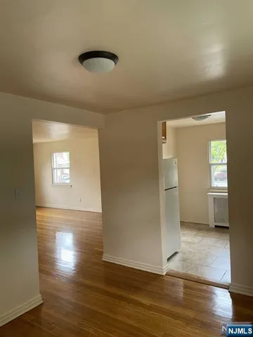 $1,900 | 29 West Passaic Street, Maywood, NJ 07607