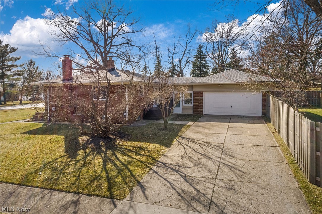 3070 West Sprague Road Cleveland, OH 44134 - Photo 1 of 22
