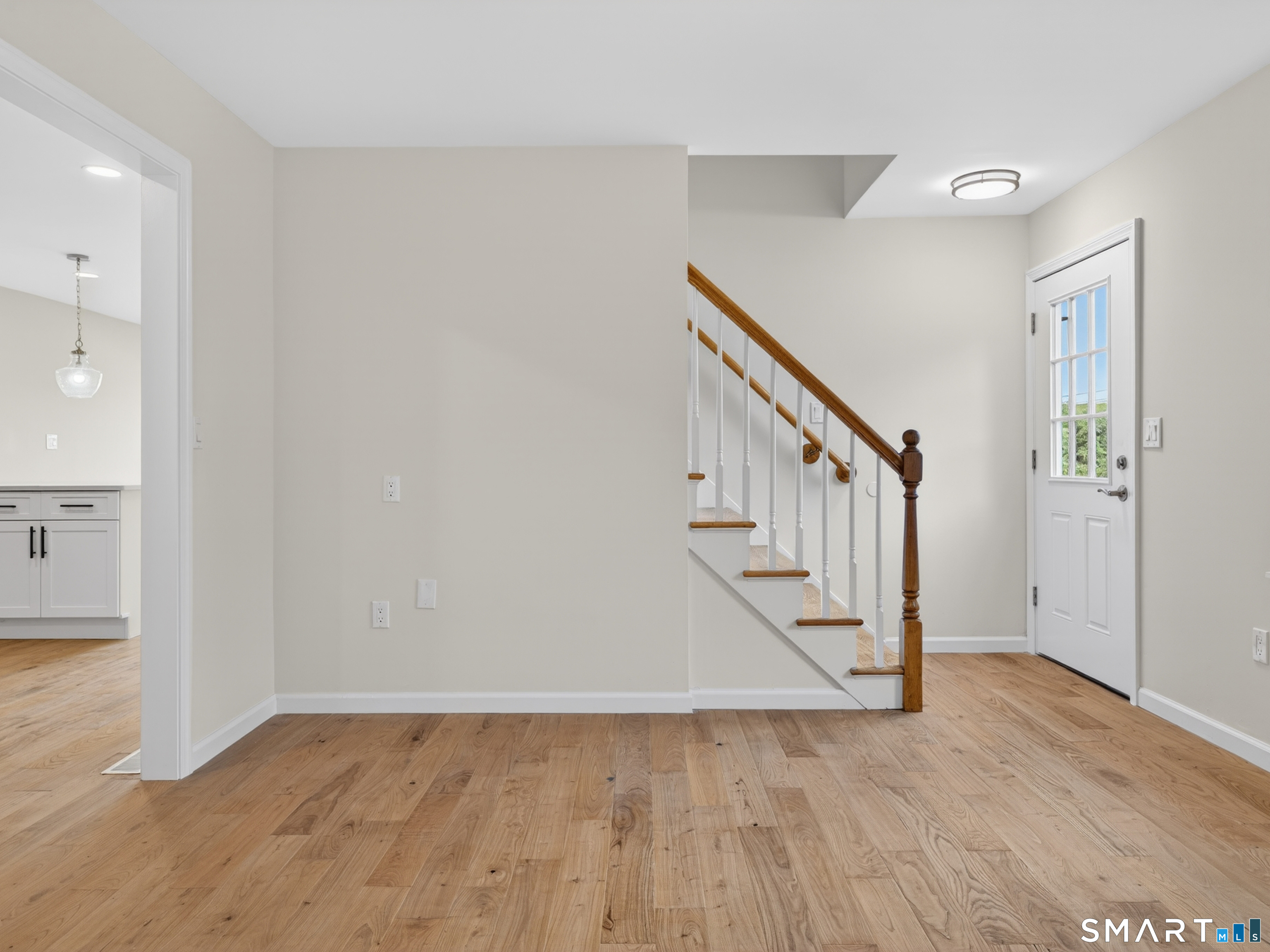 205 Flanders Road East Lyme, CT 06357 - Photo 20 of 39