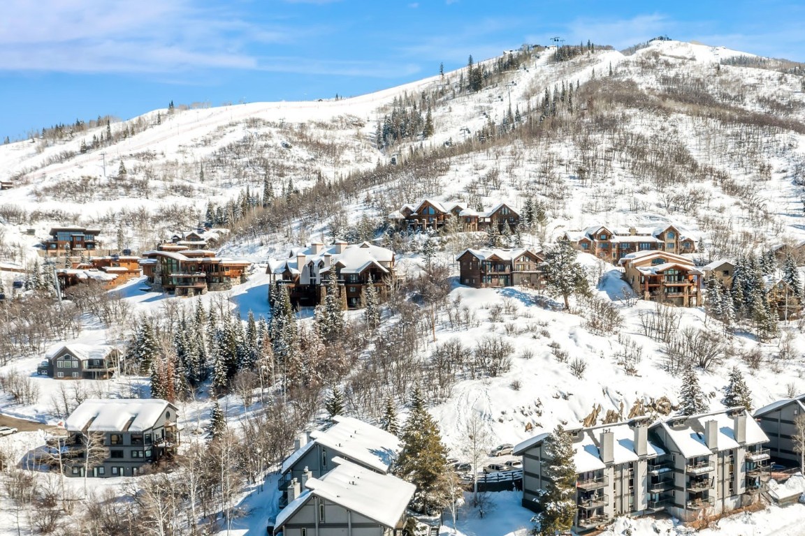 2590 Longthong Road, Unit 211 Steamboat Springs, CO 80487 - Photo 25 of 26 Expert ski-in