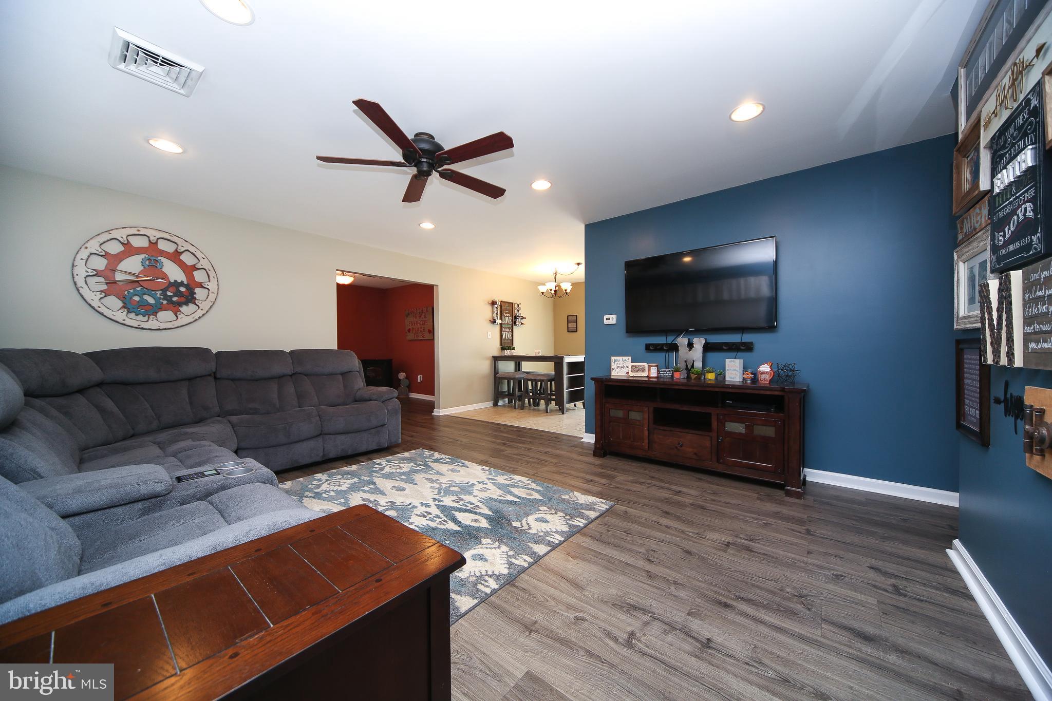 31 Canyon Road Levittown, PA 19057 - Photo 6 of 23 Gallery Image 6