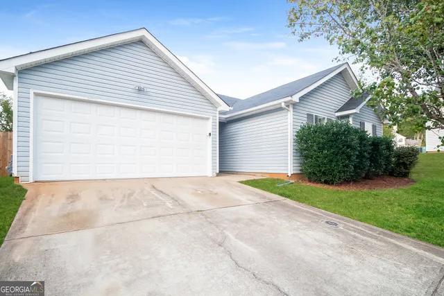 $1,720 | 7522 Clear Creek Approach, Lithonia, GA 30058