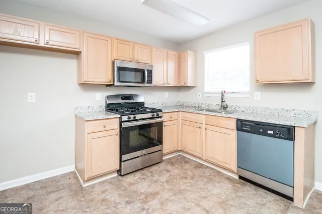 $1,720 | 7522 Clear Creek Approach, Lithonia, GA 30058