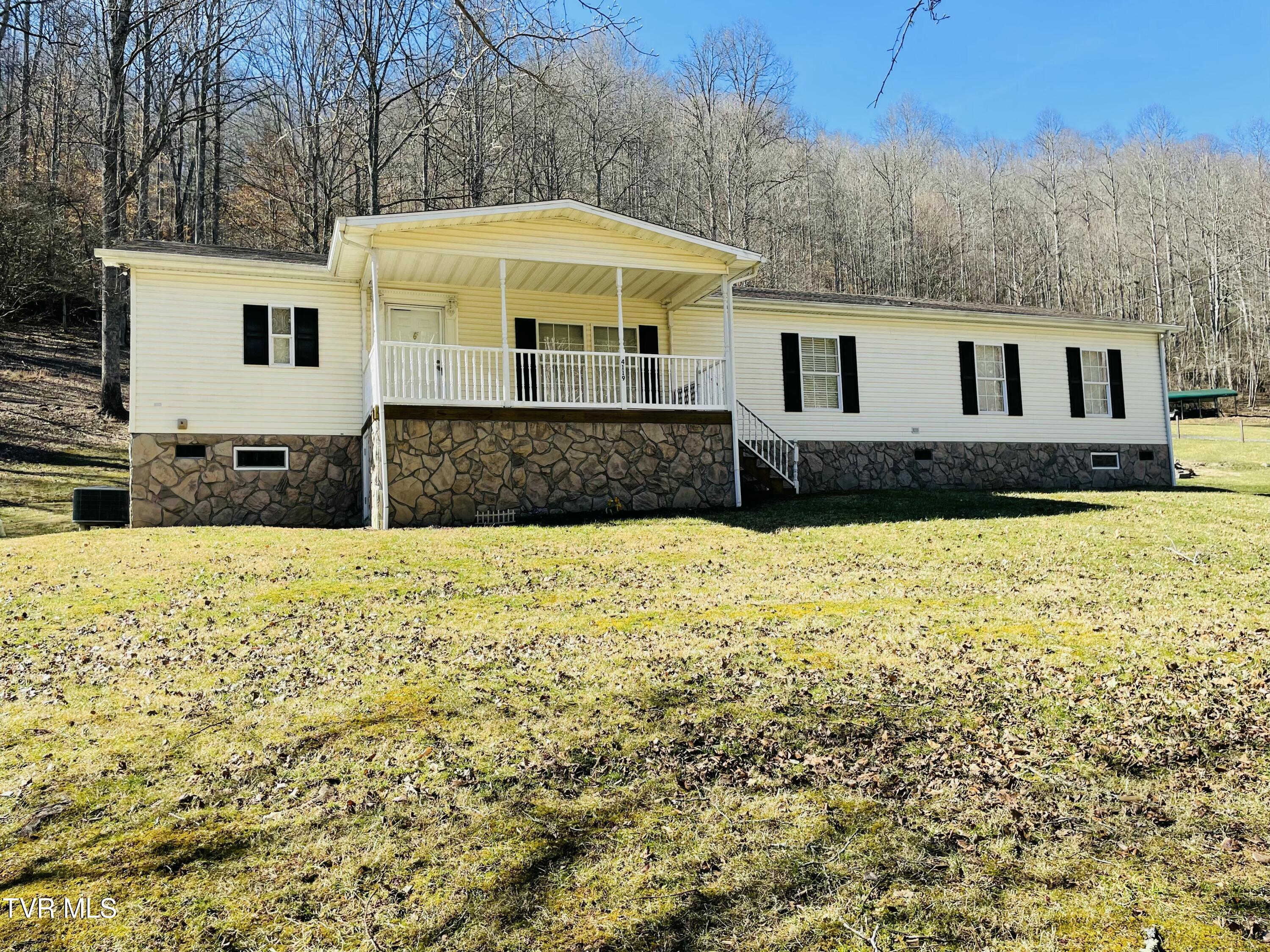 4119 Moneyhun Road Appalachia, VA 24216 - Photo 3 of 46 IMG_2397