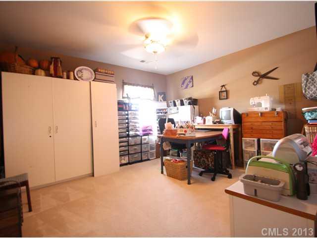 2201 Winthorp Ridge Road Charlotte, NC 28270 - Photo 12 of 16 Gallery Image 12
