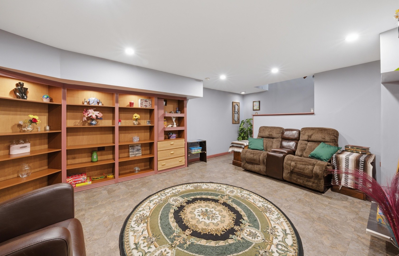 3552 Fairway Drive Crete, IL 60417 - Photo 19 of 27 a living room with furniture and storage