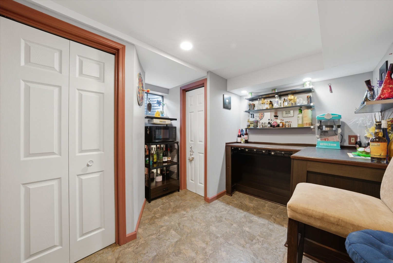 3552 Fairway Drive Crete, IL 60417 - Photo 23 of 27 a kitchen with a refrigerator and a stove top oven