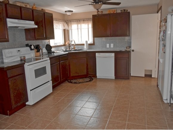 1608 Rita Road Vestal, NY 13850 - Photo 4 of 12 Gallery Image 4
