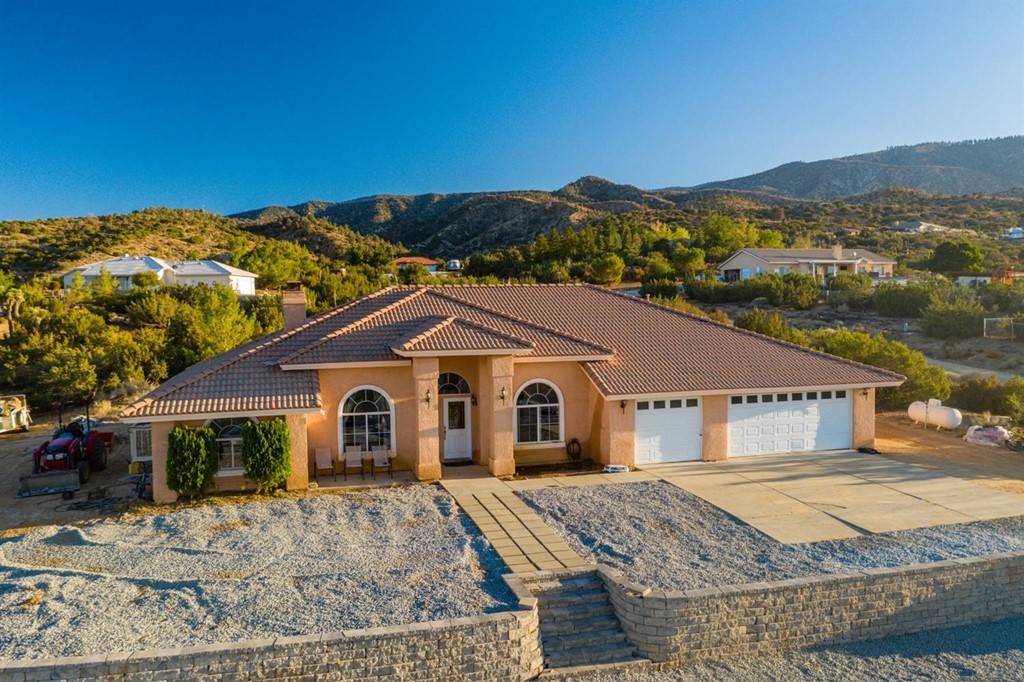 8855 Shadow Mountain Road Pinon Hills, CA 92372 - Photo 1 of 1 Gallery Image 1