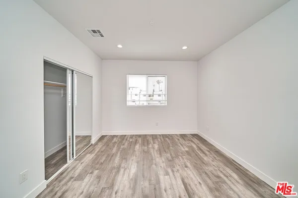 $20,000 | 603 West 41st Place, Los Angeles, CA 90037