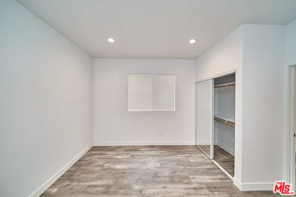 $20,000 | 603 West 41st Place, Los Angeles, CA 90037