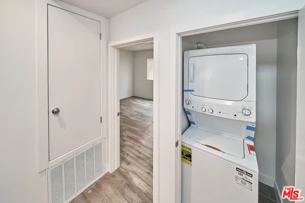 $20,000 | 603 West 41st Place, Los Angeles, CA 90037