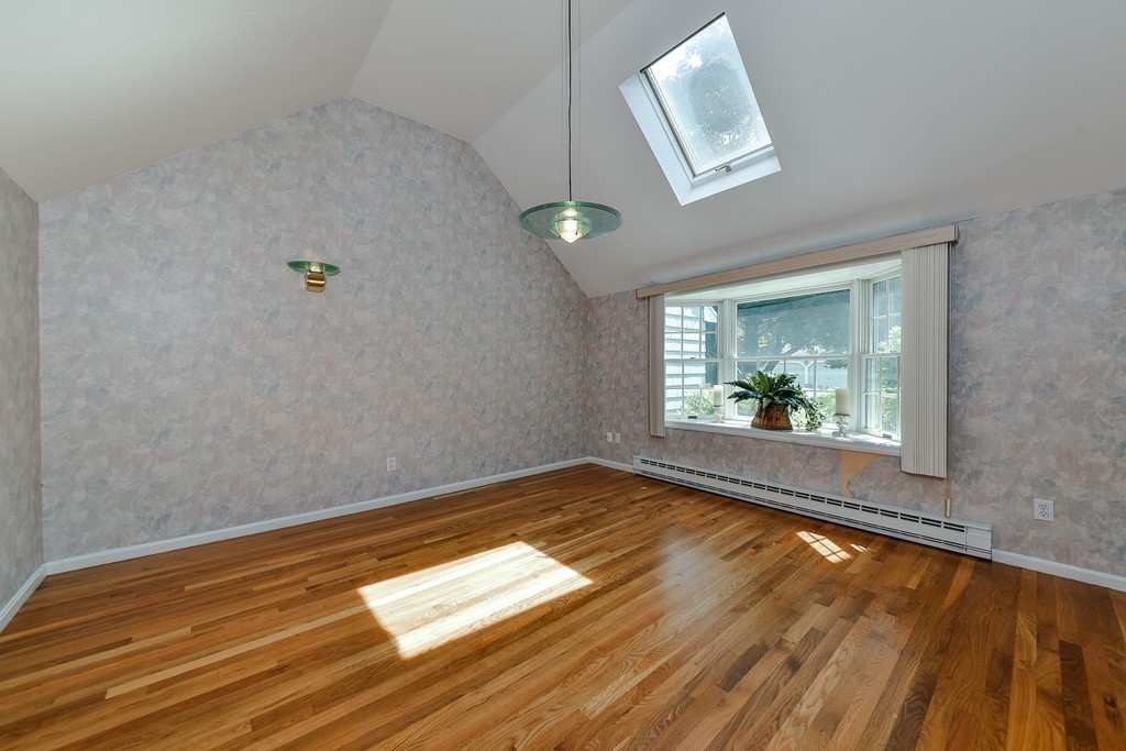 31 Stewart Road Needham, MA 02492 - Photo 11 of 22