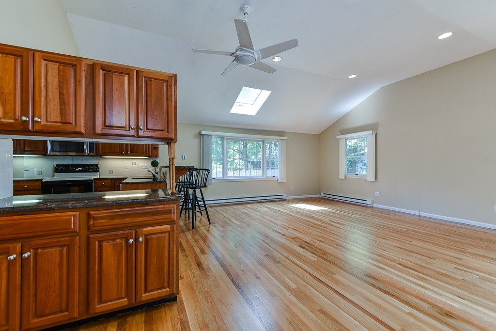 31 Stewart Road Needham, MA 02492 - Photo 7 of 22