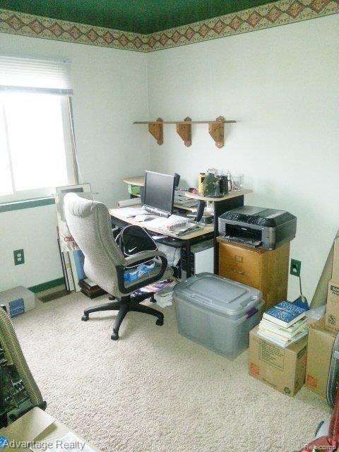 4566 County Line Road New Haven, MI 48048 - Photo 12 of 16 20130411_112240.jpg
