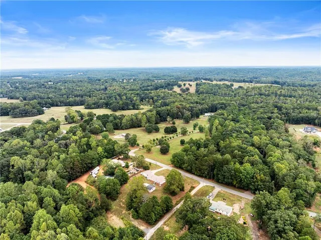 $345,000 | 1689 Old State Road, Pendergrass, GA 30567
