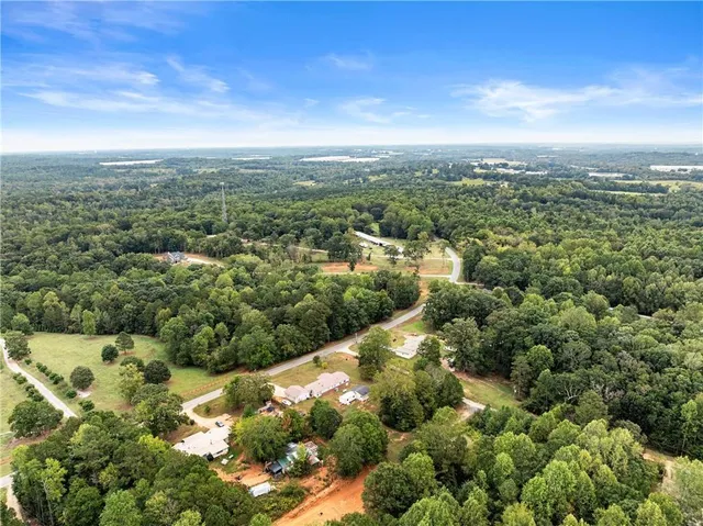 $345,000 | 1689 Old State Road, Pendergrass, GA 30567