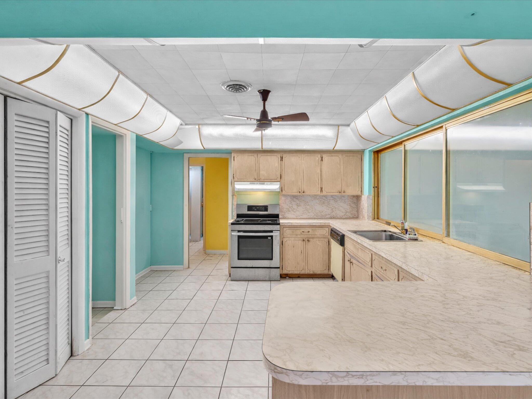 258 Southwest 8th Street Dania Beach, FL 33004 - Photo 5 of 45 14-FPP00061