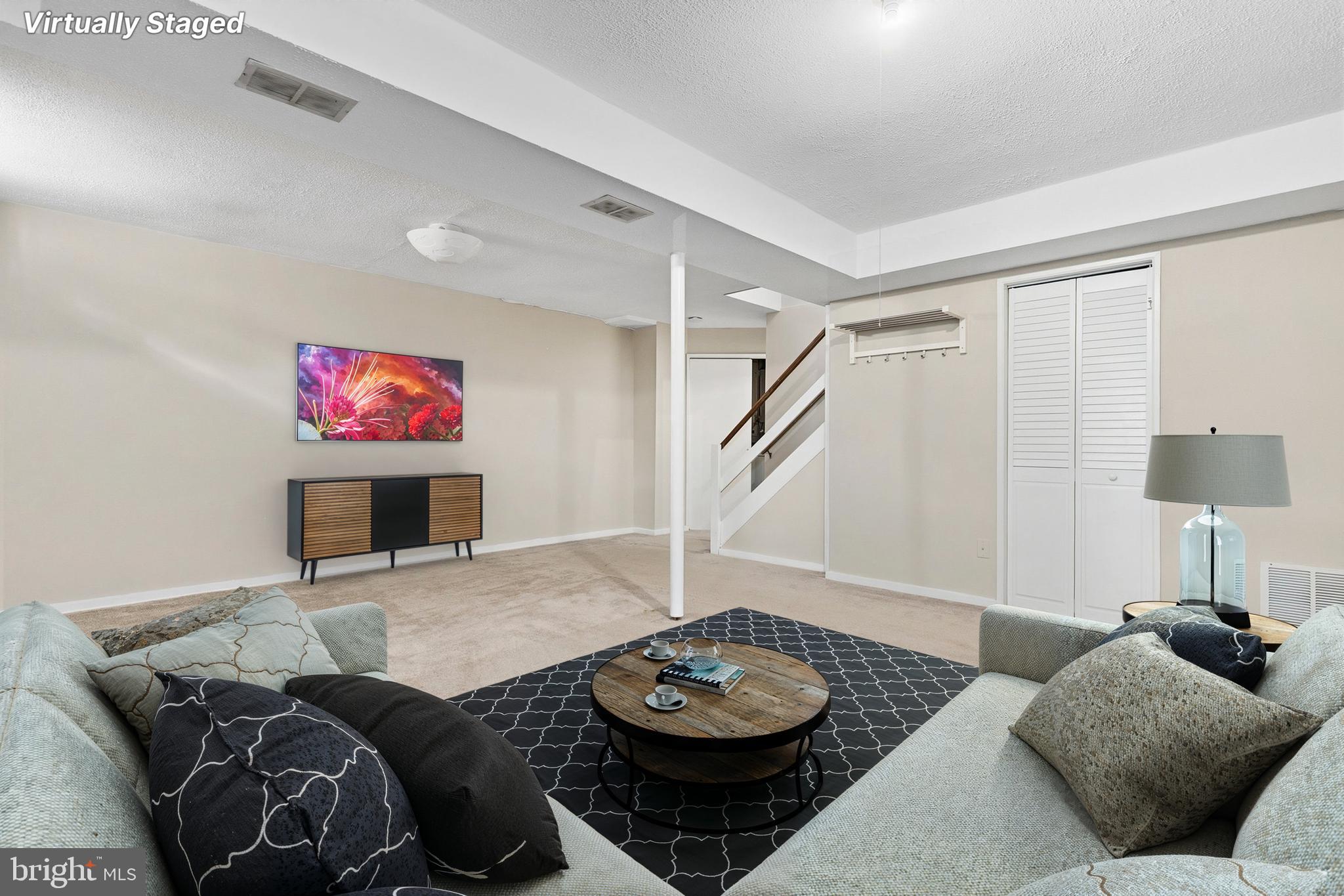 9406 Hale Place Silver Spring, MD 20910 - Photo 29 of 43 VIRTUALLY STAGED