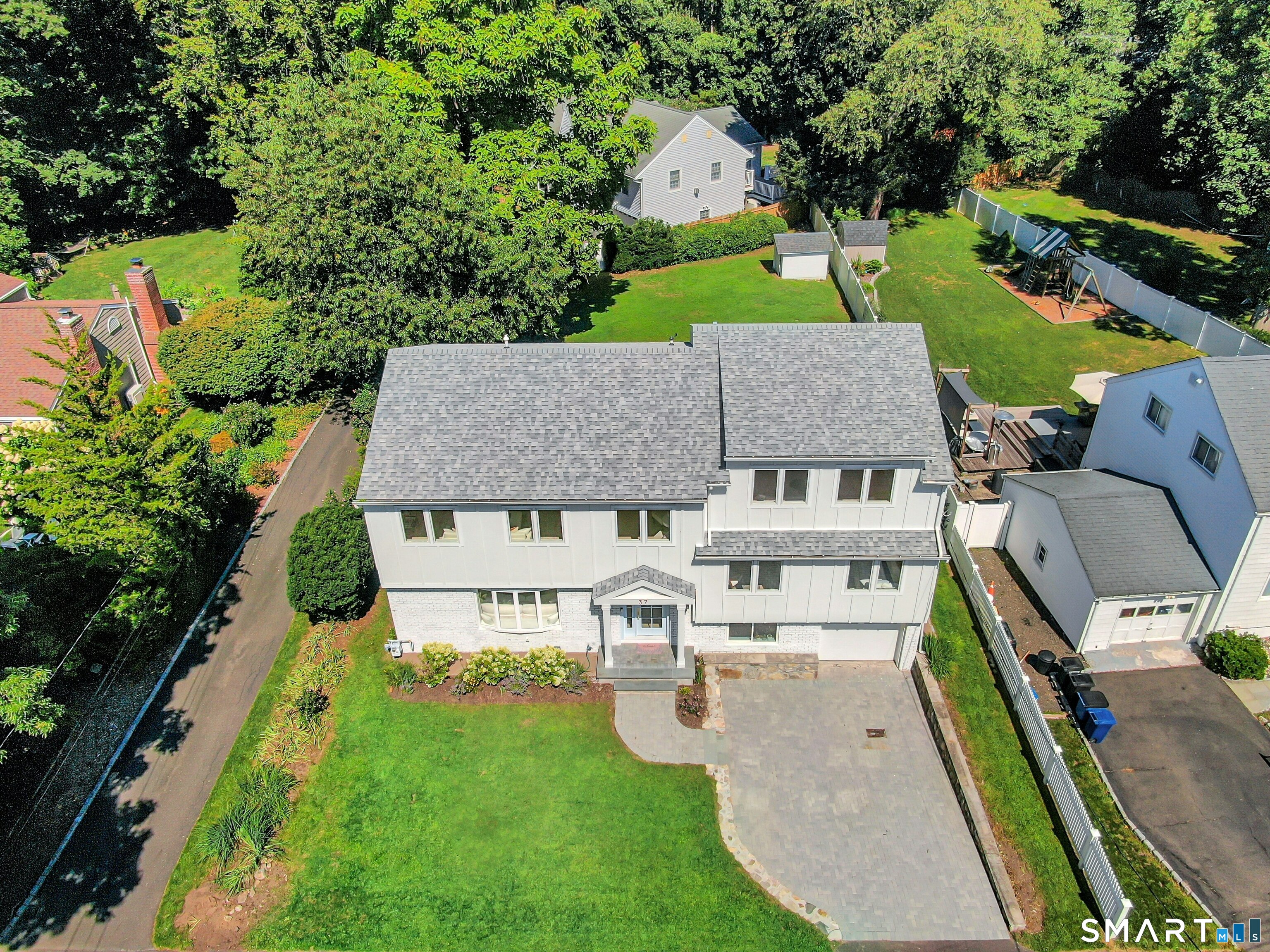 37 Mary Lane Greenwich, CT 06878 - Photo 31 of 36 Gallery Image 31