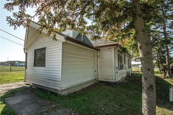 $899,000 | Wendel Street East, Depew, NY 14043