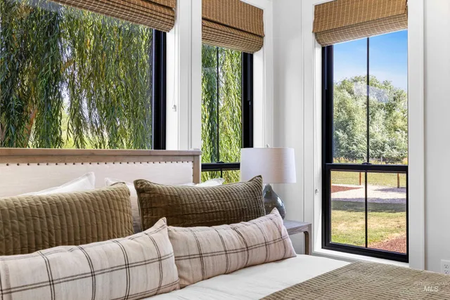 $1,390,000 | 7241 Sweet Ola Highway, Sweet, ID 83670