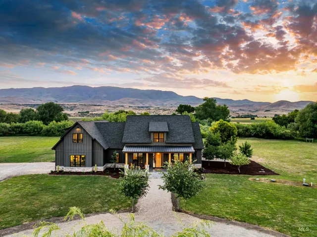 $1,390,000 | 7241 Sweet Ola Highway, Sweet, ID 83670