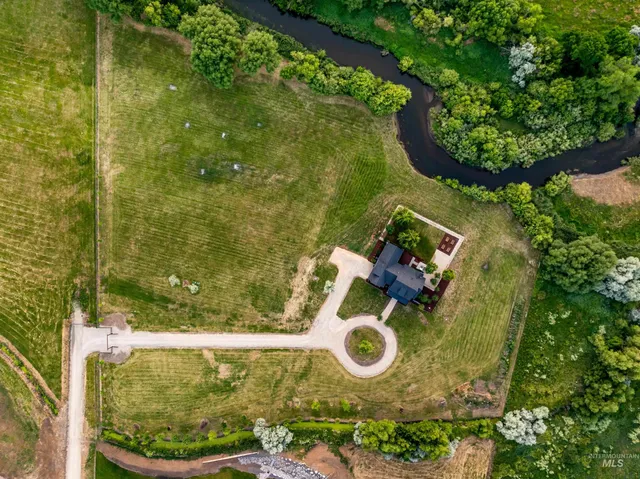 $1,390,000 | 7241 Sweet Ola Highway, Sweet, ID 83670