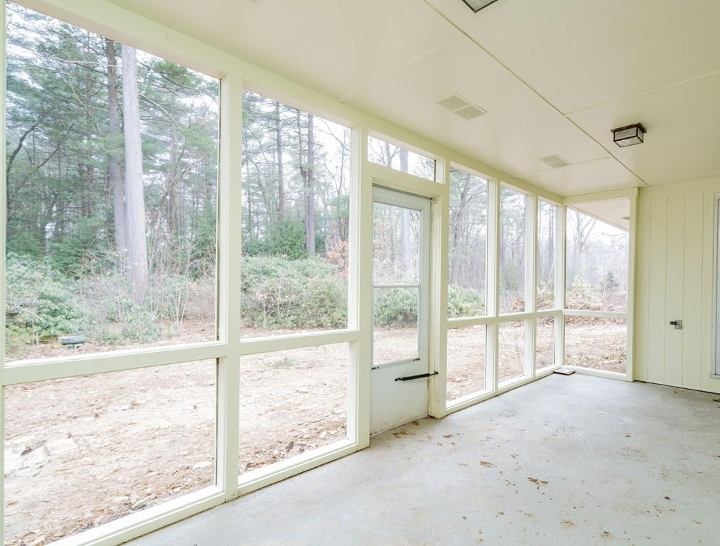 84 Bates Road Westfield, MA 01085 - Photo 27 of 38 Gallery Image 27