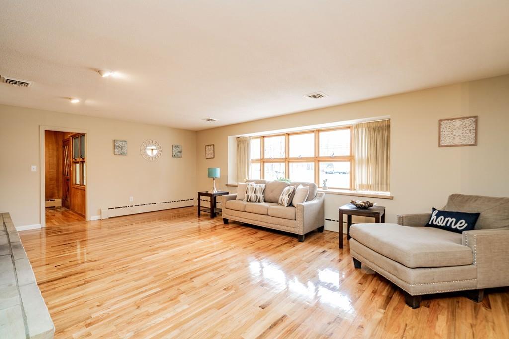 84 Bates Road Westfield, MA 01085 - Photo 3 of 38 Gallery Image 3