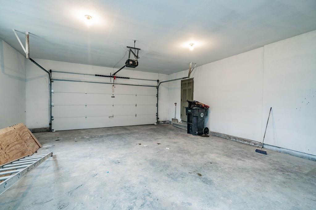84 Bates Road Westfield, MA 01085 - Photo 37 of 38 Gallery Image 37