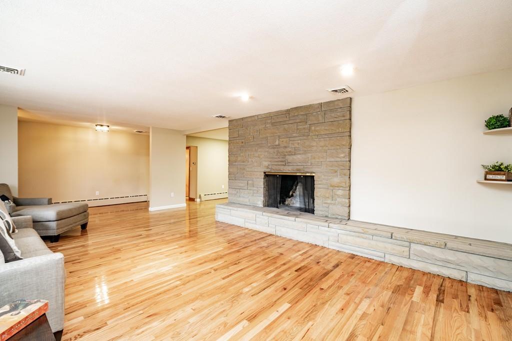 84 Bates Road Westfield, MA 01085 - Photo 4 of 38 Gallery Image 4