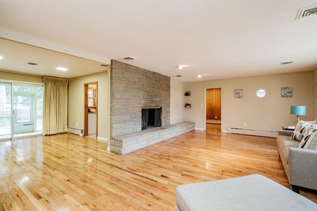 84 Bates Road Westfield, MA 01085 - Photo 9 of 38 Gallery Image 9