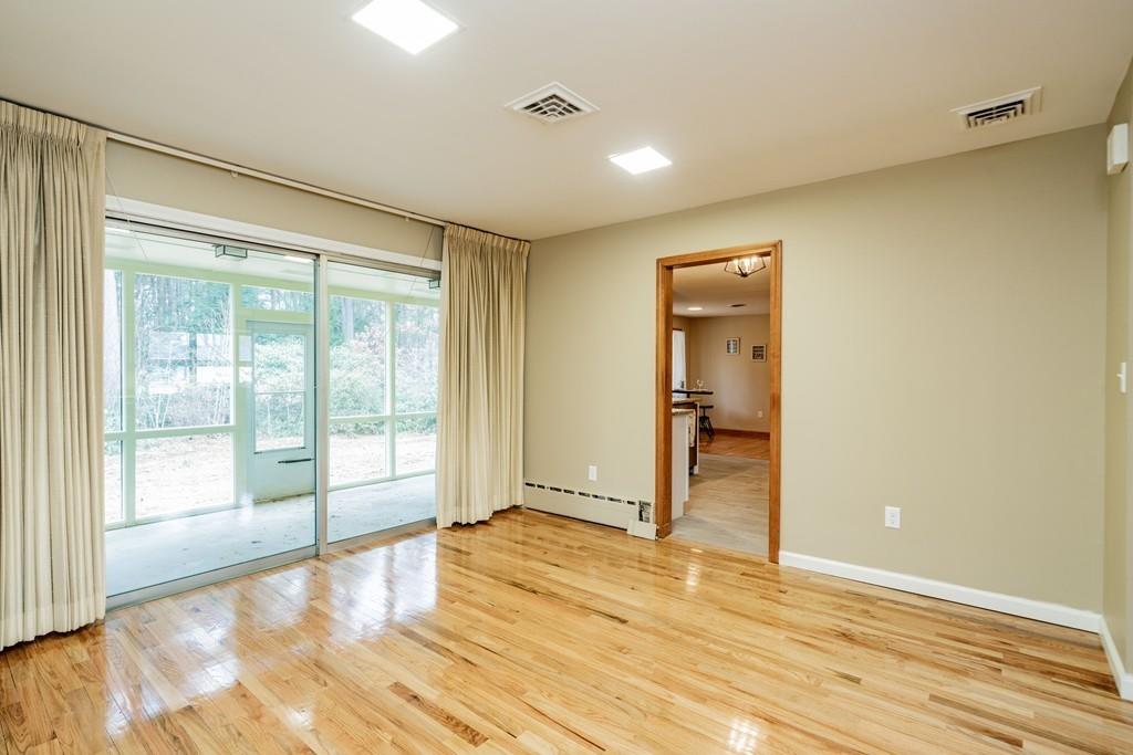 84 Bates Road Westfield, MA 01085 - Photo 10 of 38 Gallery Image 10