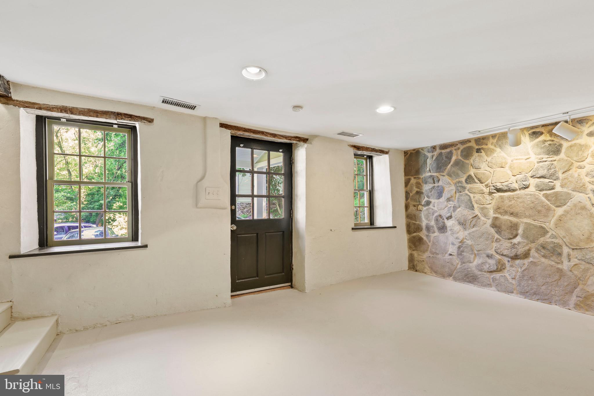 919 Logtown Road Ellicott City, MD 21043 - Photo 53 of 98 Study