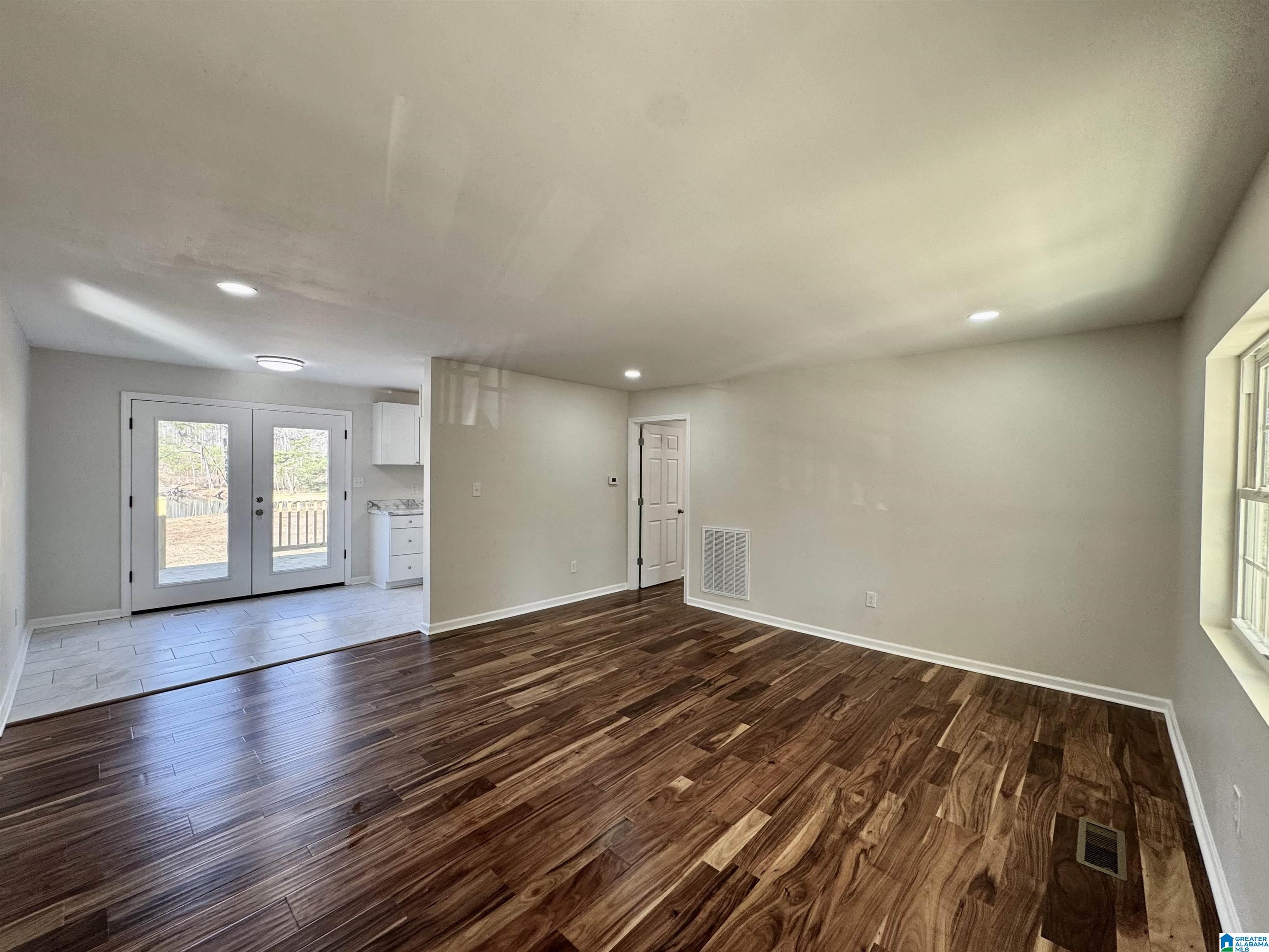 645 Skyview Lake Road Warrior, AL 35180 - Photo 14 of 53