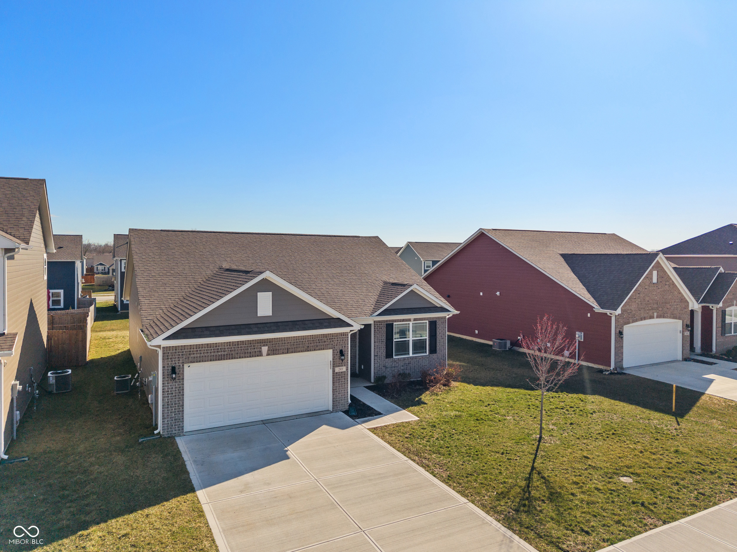 293 Carrick Glen Boulevard Pendleton, IN 46064 - Photo 5 of 36