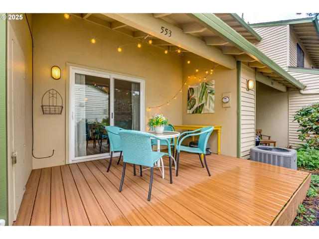 $250,000 | 553 North Hayden Bay Drive, Unit 25, Portland, OR 97217