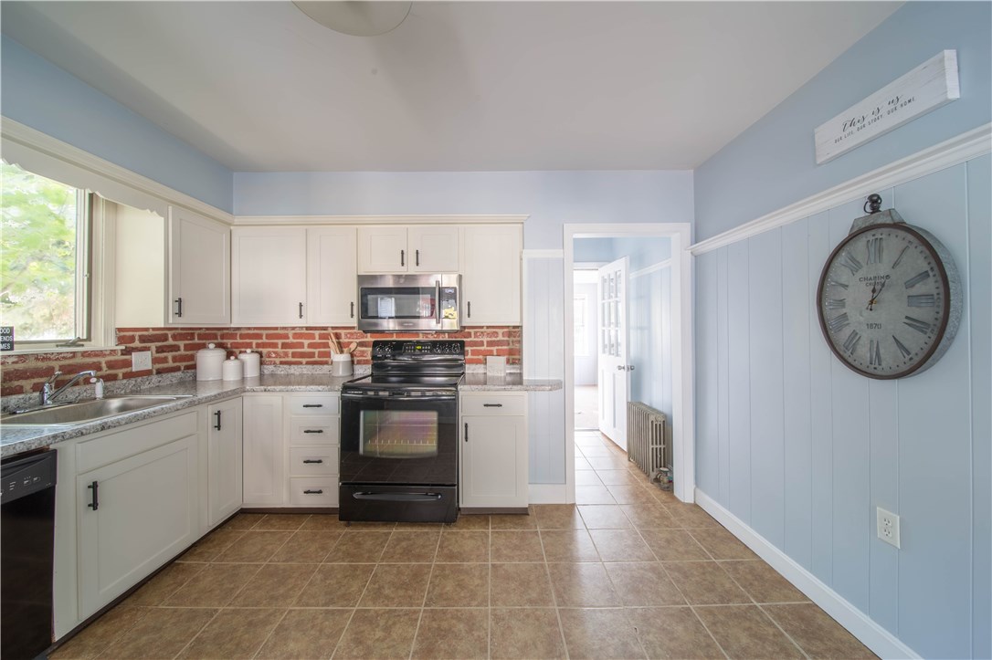 169 Wendell Road Warwick, RI 02888 - Photo 13 of 33 Gallery Image 13