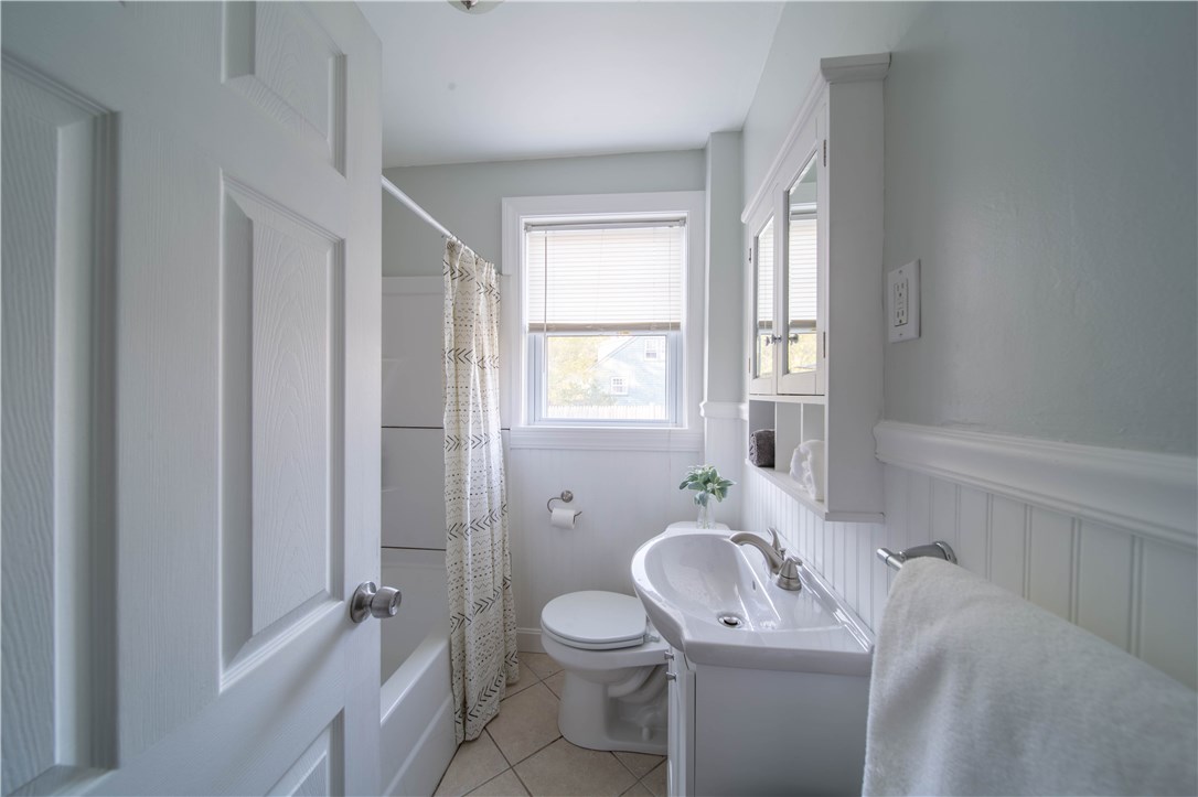 169 Wendell Road Warwick, RI 02888 - Photo 16 of 33 Gallery Image 16