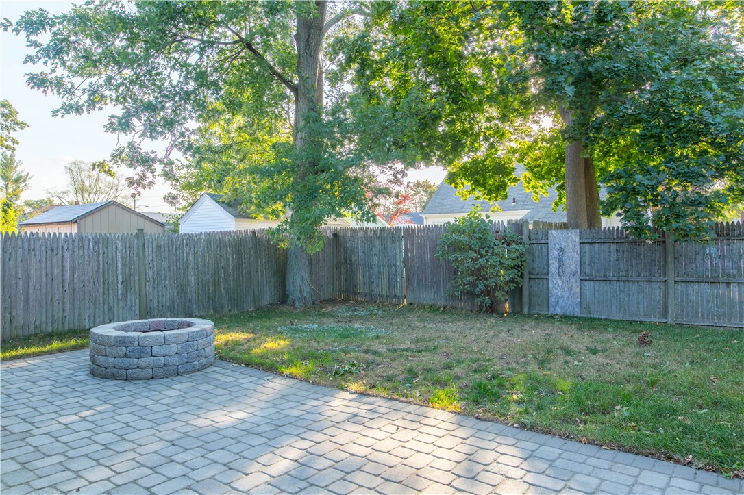 169 Wendell Road Warwick, RI 02888 - Photo 32 of 33 Gallery Image 32