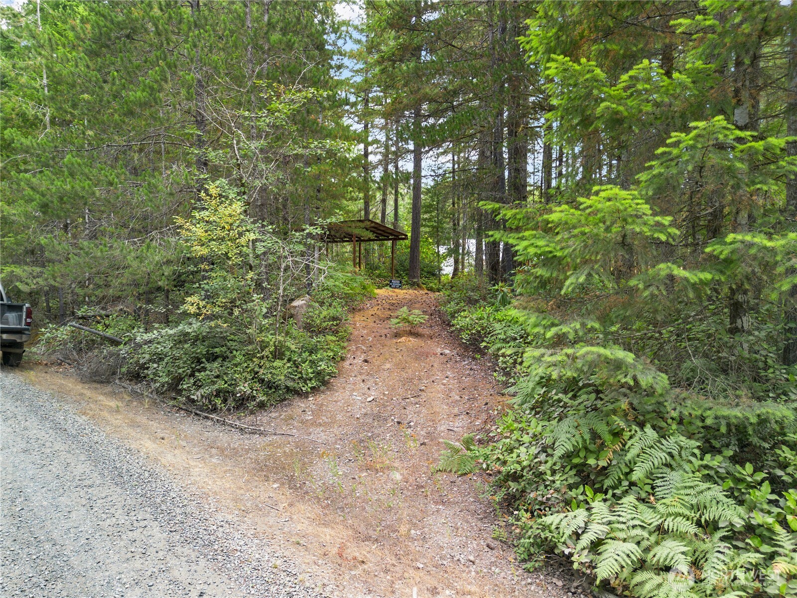 190 Northeast Pine Camp Road Belfair, WA 98528 - Photo 5 of 27 Gallery Image 5