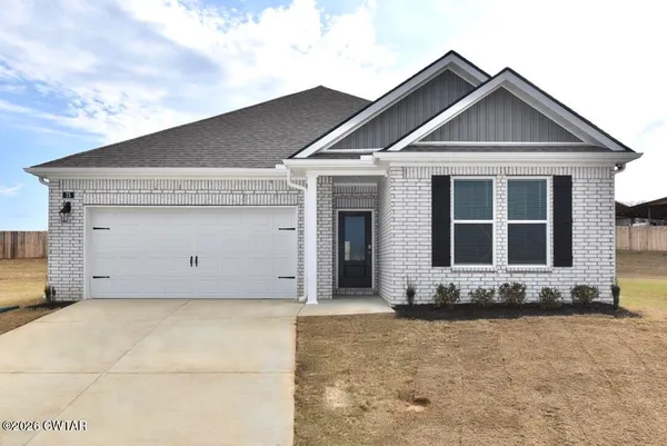 $285,000 | 75 Clarendon Cove, Jackson, TN 38305