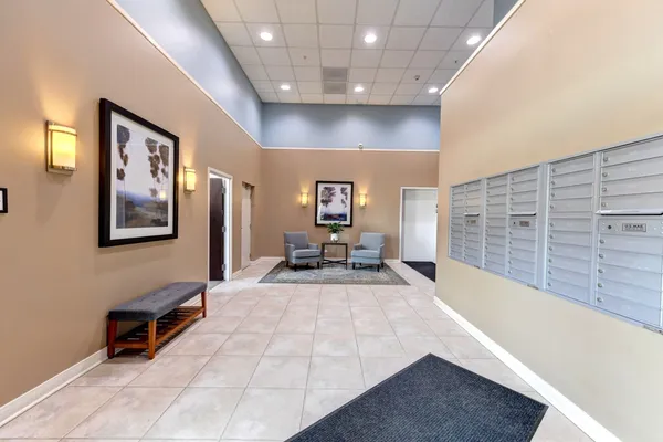 $370,000 | 300 Village Circle, Unit 503, Willow Springs, IL 60480