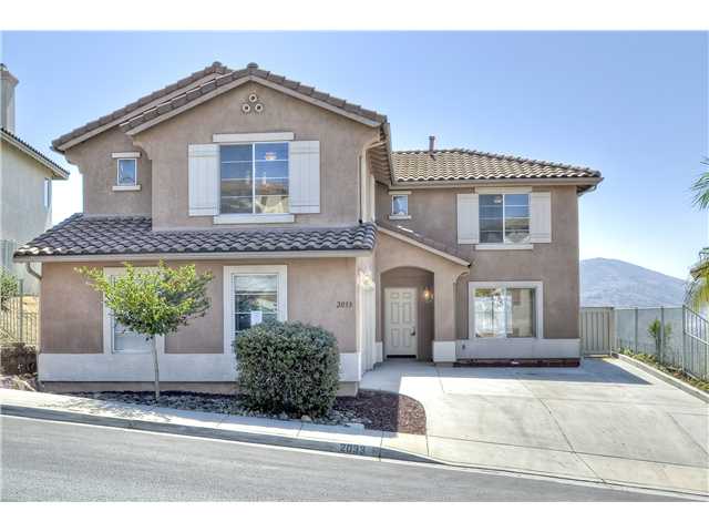 Lovely home waiting for your personal touches.