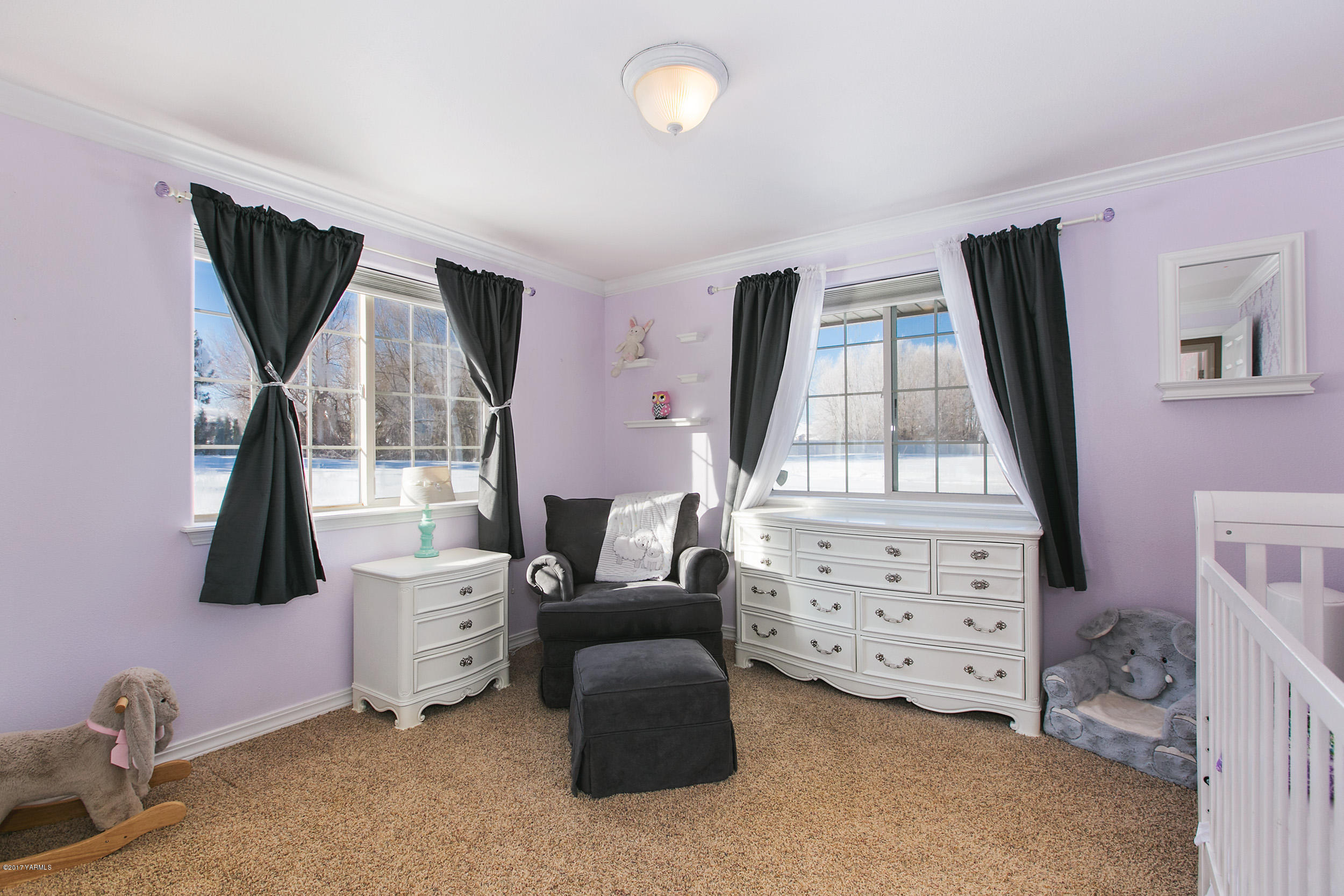 3603 Marks Road Yakima, WA 98903 - Photo 11 of 31 a bedroom with furniture and a window